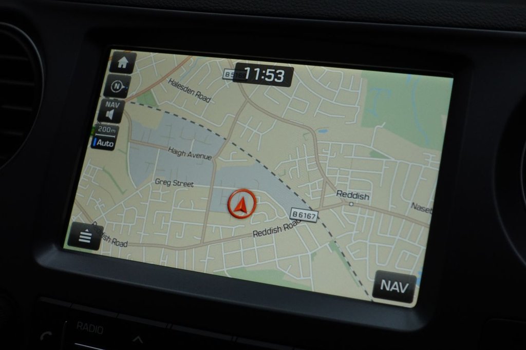 Used Hyundai i10 2017 for sale - 76267208: Photo 3