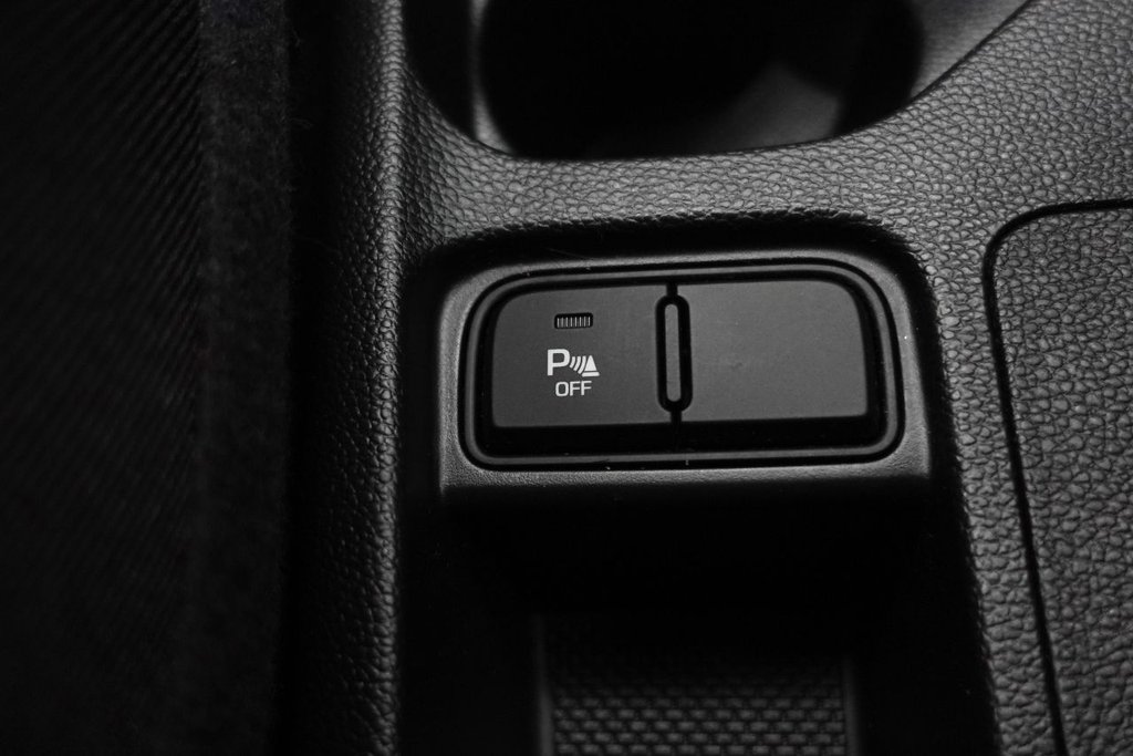 Used Hyundai i10 2017 for sale - 76267208: Photo 38