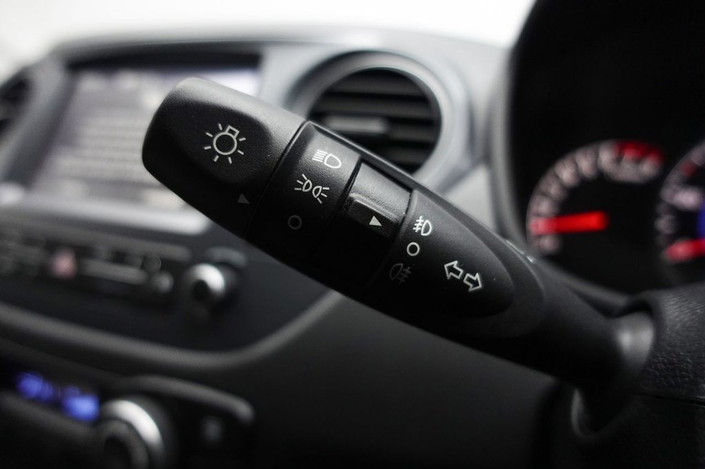 Used Hyundai i10 2017 for sale - 76267208: Photo 39