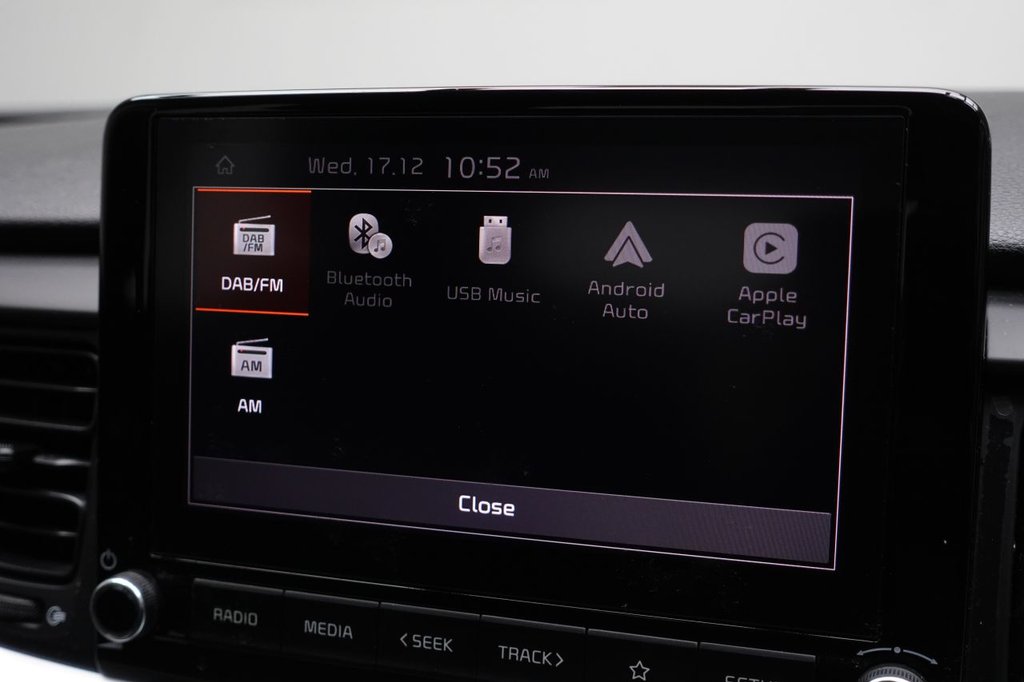 Used Kia Stonic 2022 for sale - 76923542: Photo 27