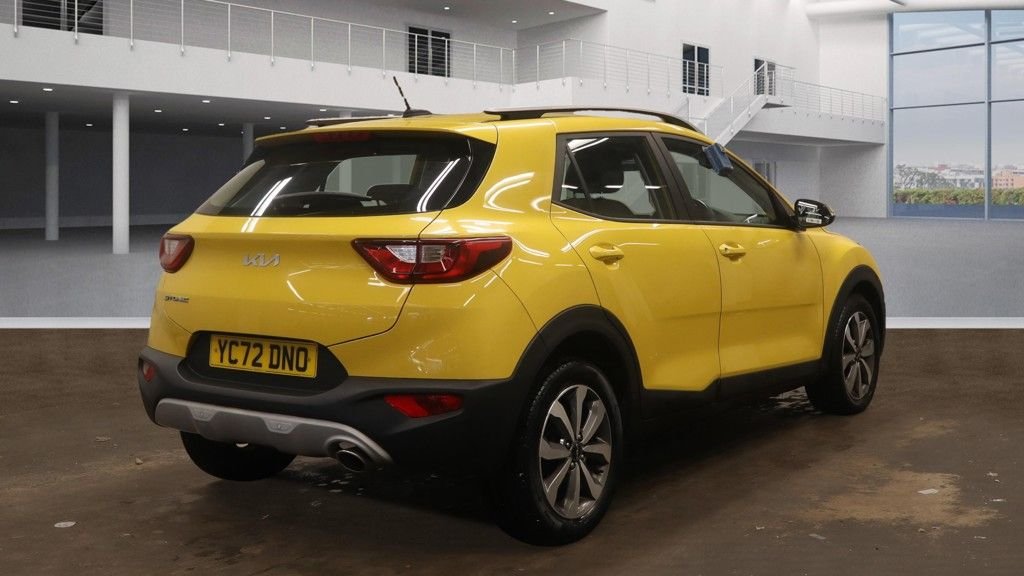 Used Kia Stonic 2022 for sale - 76923542: Photo 8