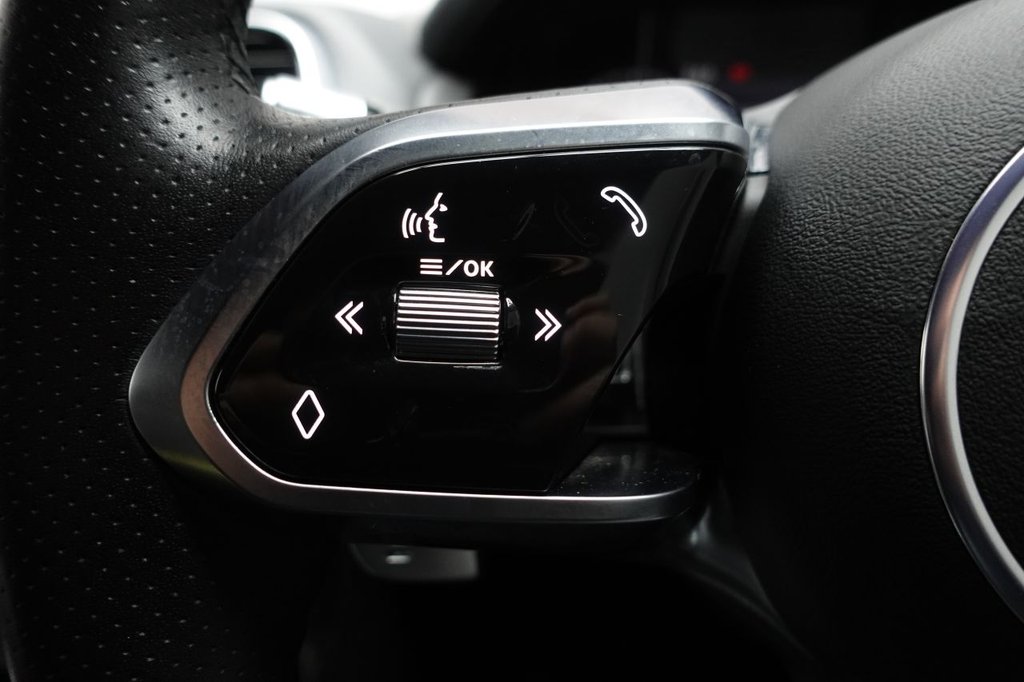 Used Jaguar XE 2019 for sale - 77621706: Photo 31