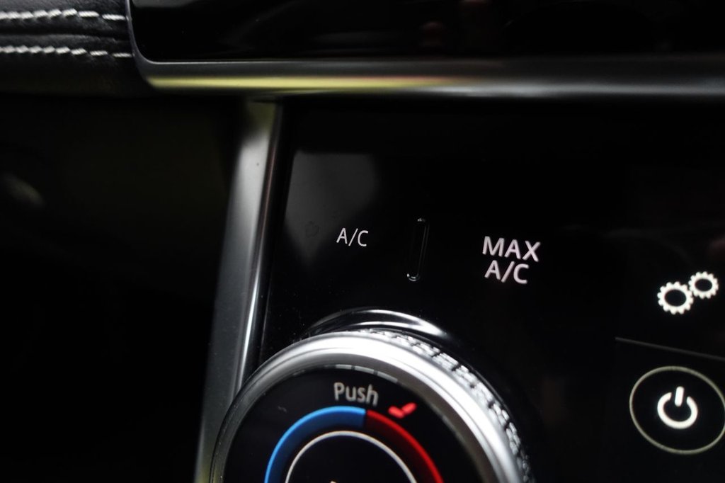 Used Jaguar XE 2019 for sale - 77621706: Photo 38