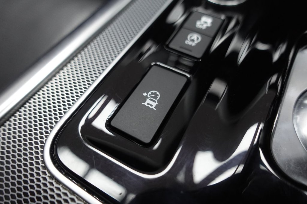 Used Jaguar XE 2019 for sale - 77621706: Photo 42