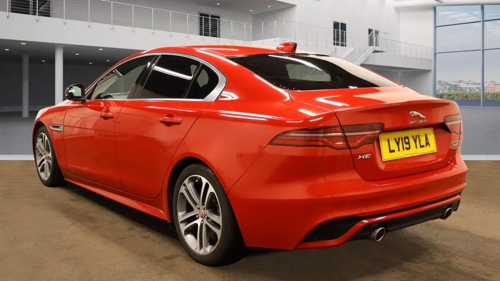 Used Jaguar XE 2019 for sale - 77621706: Photo 5