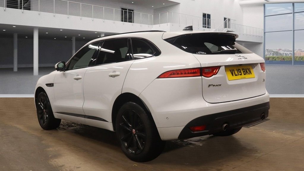 Used Jaguar F-Pace 2019 for sale - 77227410: Photo 6