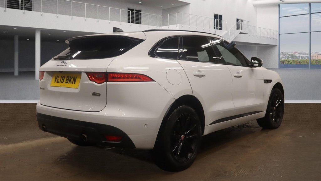 Used Jaguar F-Pace 2019 for sale - 77227410: Photo 7