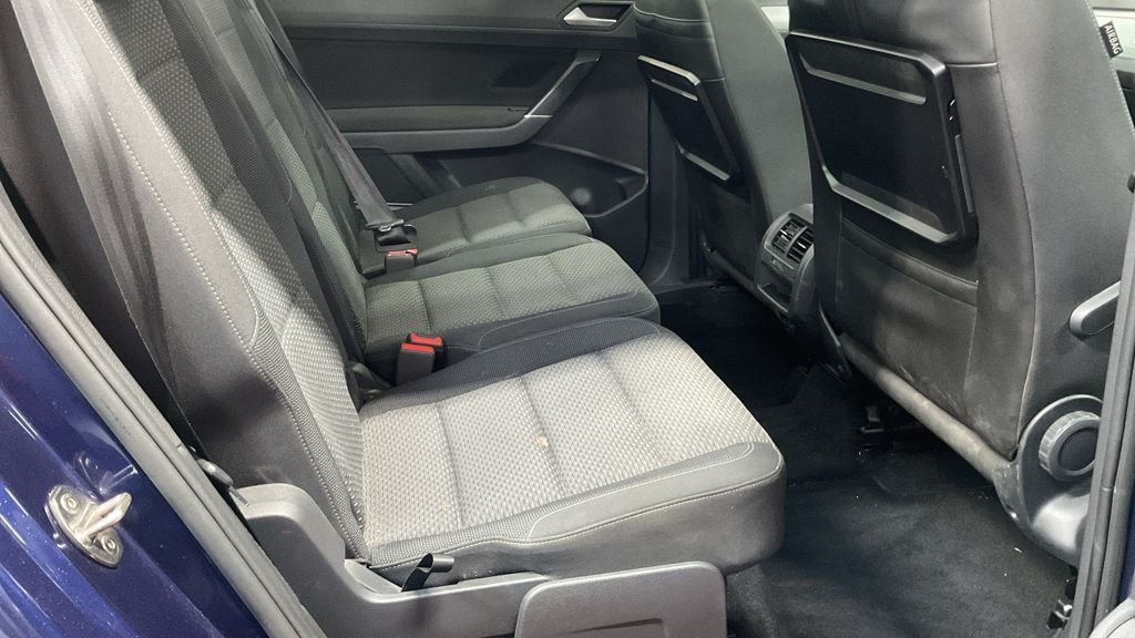 Used Volkswagen Touran 2017 for sale - 76081075: Photo 12