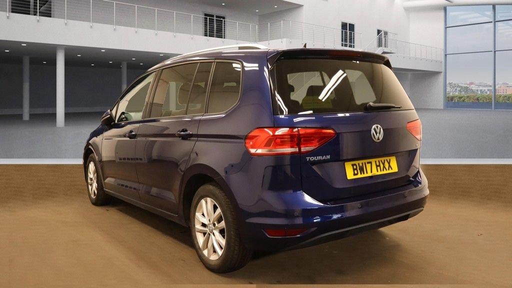 Used Volkswagen Touran 2017 for sale - 76081075: Photo 6