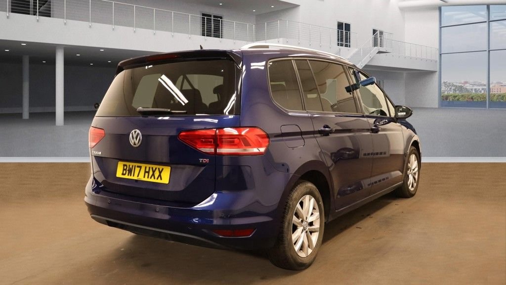 Used Volkswagen Touran 2017 for sale - 76081075: Photo 8