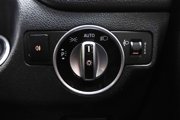 Used Mercedes-Benz GLA 2015 for sale - 75753026: Photo 43