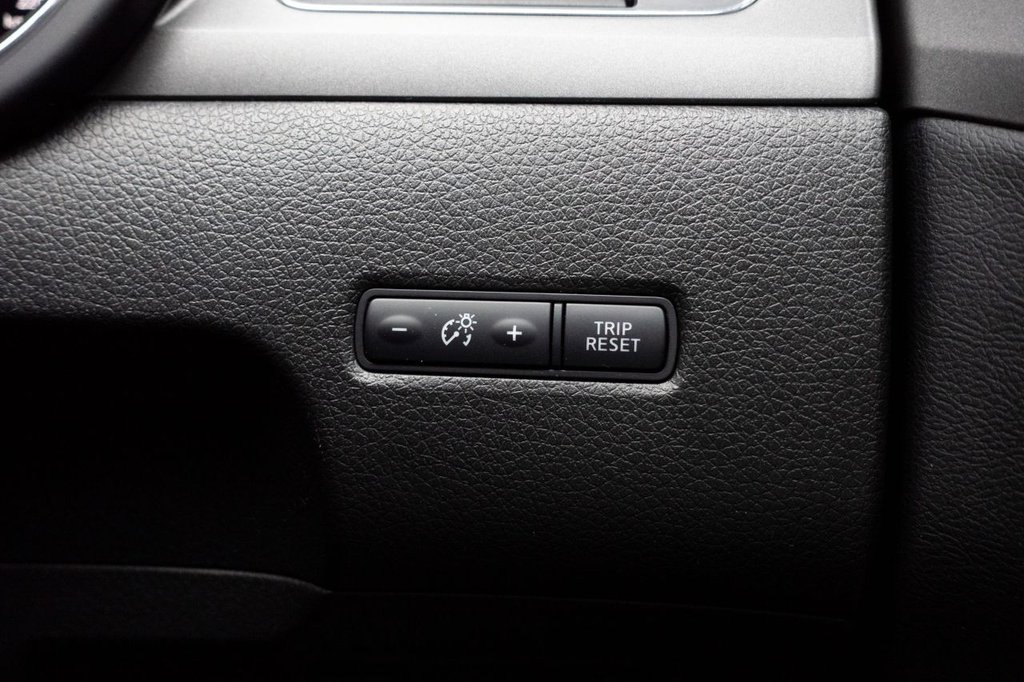 Used Nissan Pulsar 2017 for sale - 76081194: Photo 44