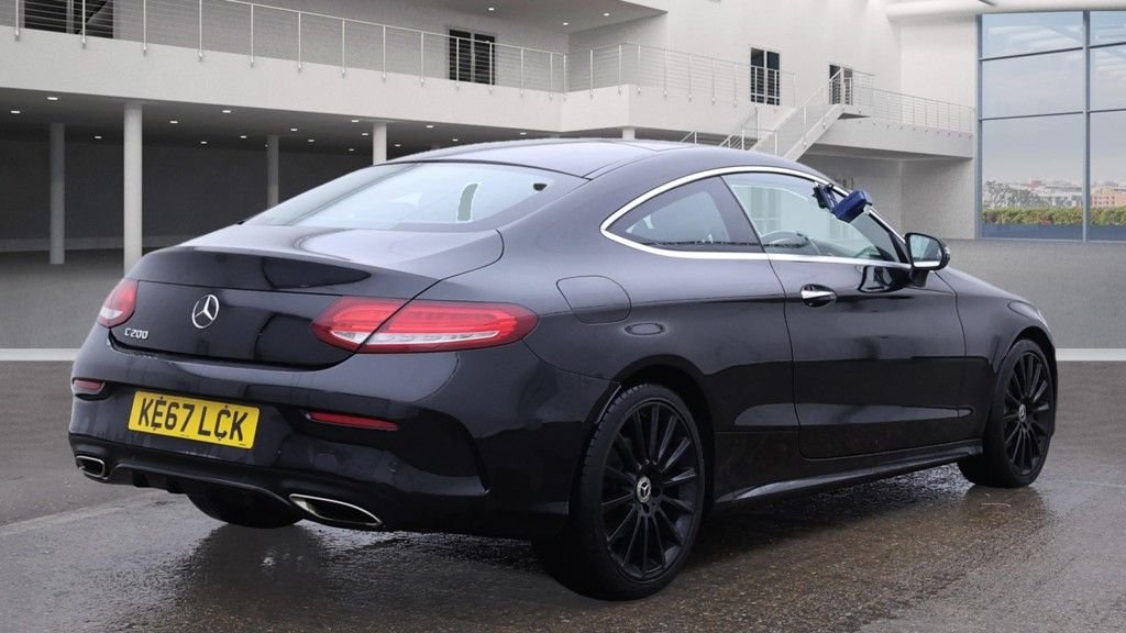 Used Mercedes-Benz C Class 2017 for sale - 76632562: Photo 8