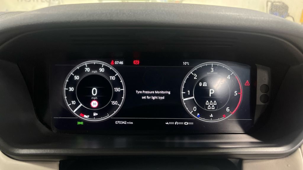 Used Land Rover Discovery 2019 for sale - 77038423: Photo 12