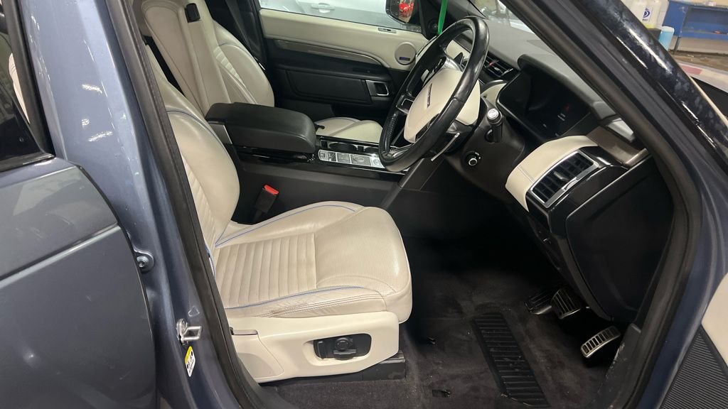 Used Land Rover Discovery 2019 for sale - 77038423: Photo 2