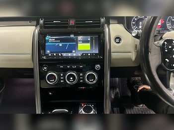 Used Land Rover Discovery 2019 for sale - 77038423: Photo