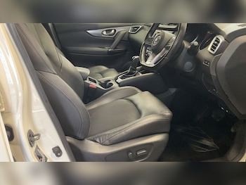 Used Nissan Qashqai 2018 for sale - 76454759: Photo