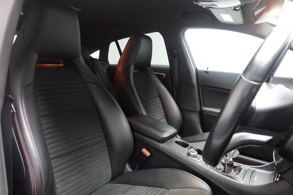 Used Mercedes-Benz CLA 2017 for sale - 76950501: Photo 2