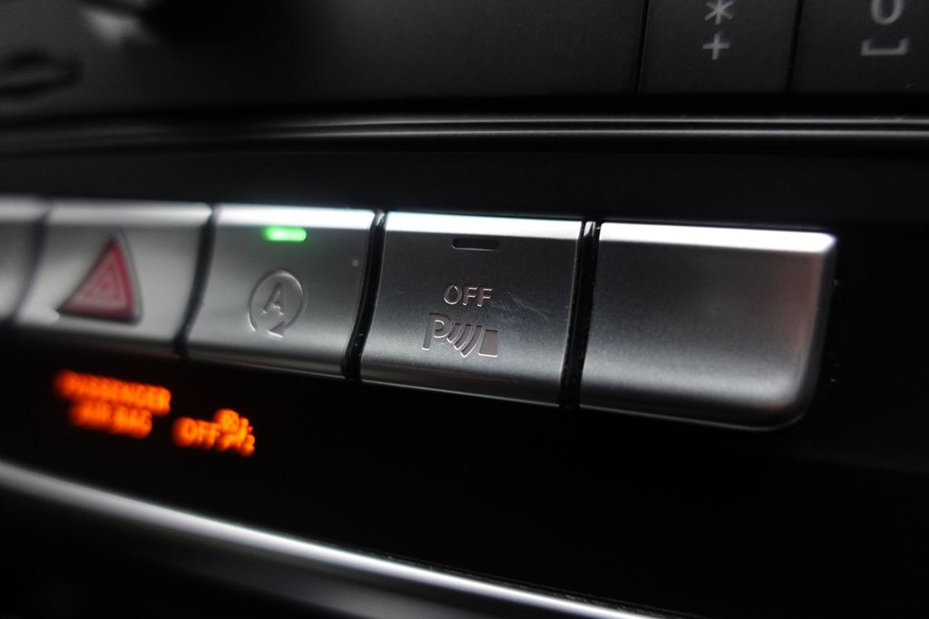 Used Mercedes-Benz CLA 2017 for sale - 76950501: Photo 33