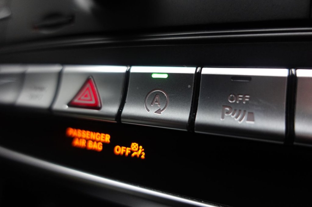 Used Mercedes-Benz CLA 2017 for sale - 76950501: Photo 35