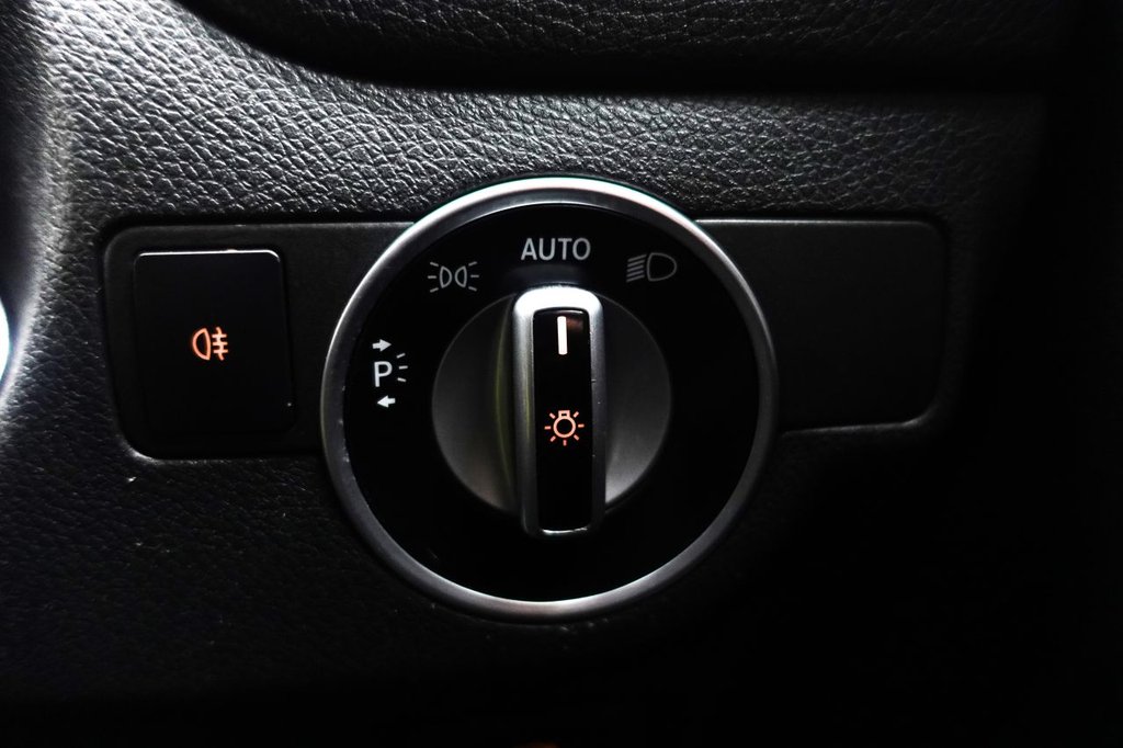 Used Mercedes-Benz CLA 2017 for sale - 76950501: Photo 45