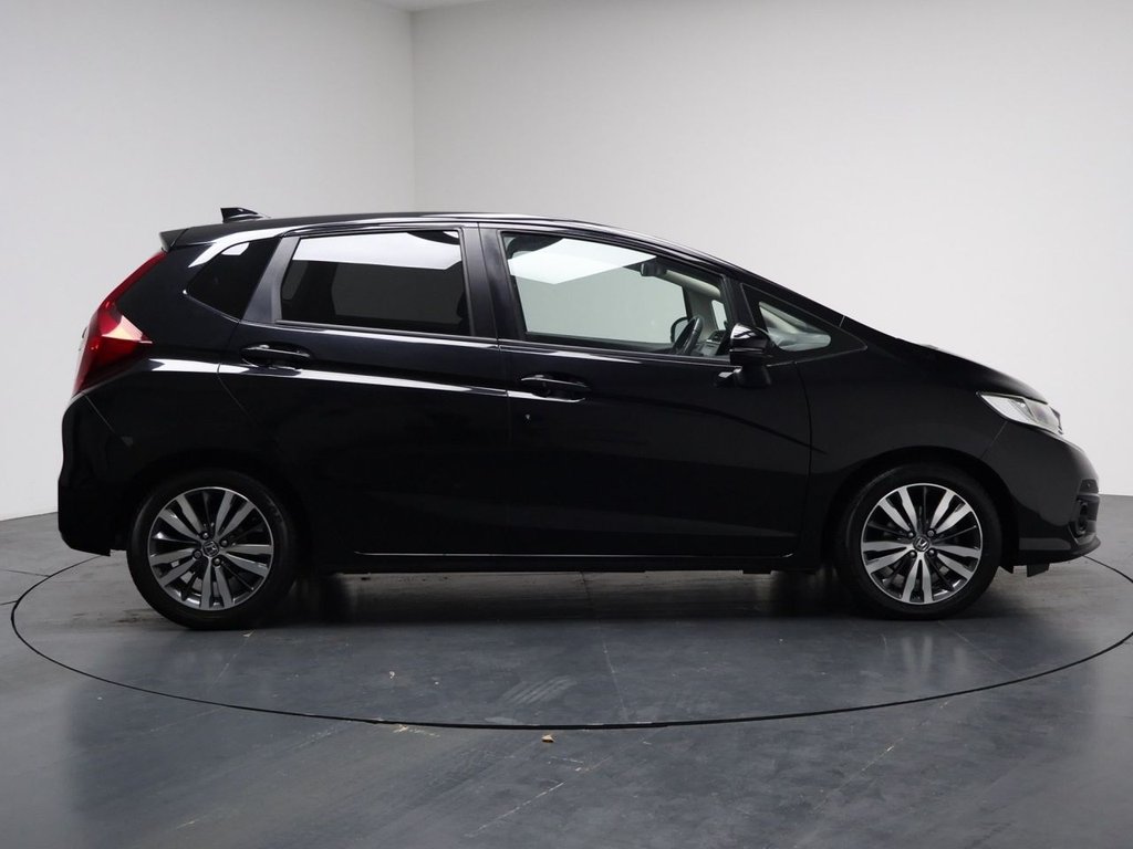 Used Honda Jazz 2020 for sale - 76291817: Photo 14