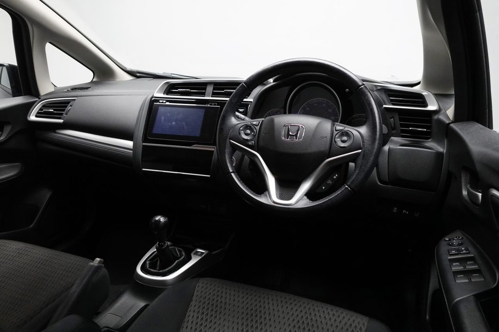 Used Honda Jazz 2020 for sale - 76291817: Photo 20