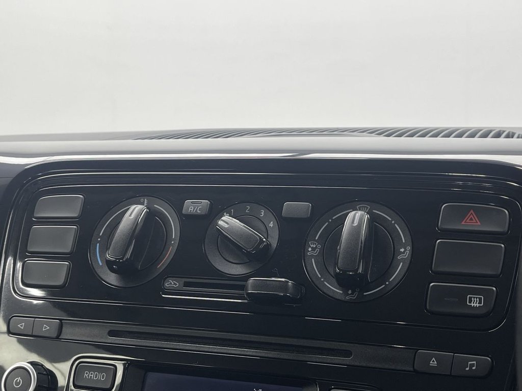 Used Volkswagen up! 2014 for sale - 77313243: Photo 22