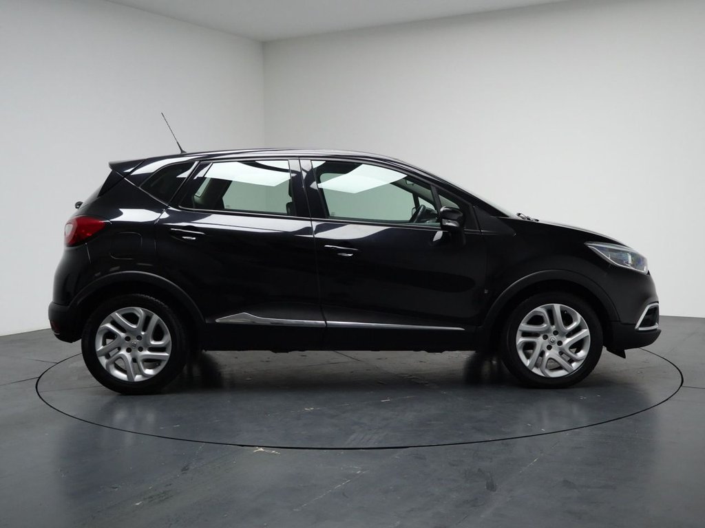 Used Renault Captur 2015 for sale - 76430304: Photo 14