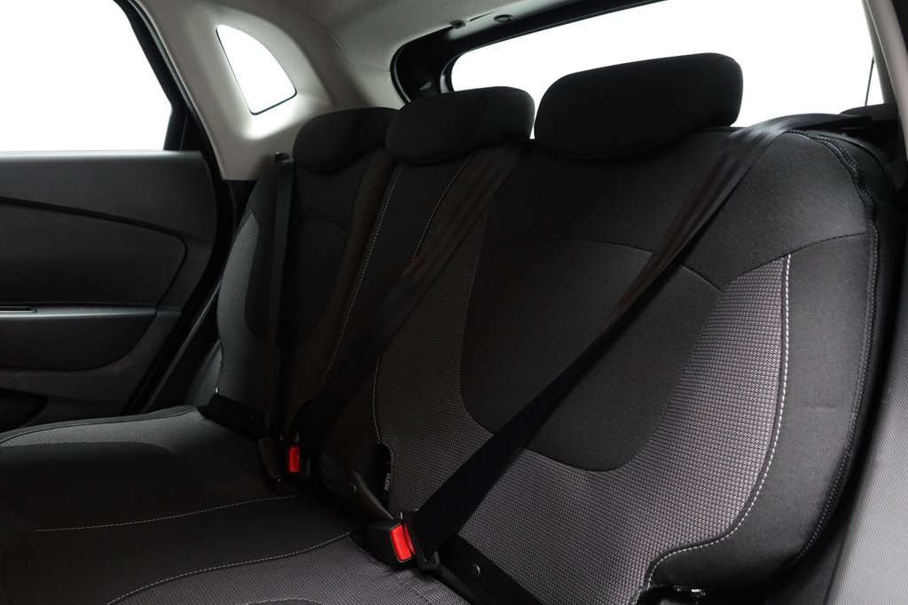 Used Renault Captur 2015 for sale - 76430304: Photo 17