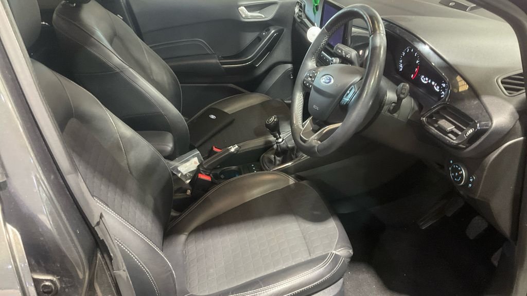Used Ford Fiesta 2018 for sale - 78068988: Photo 3