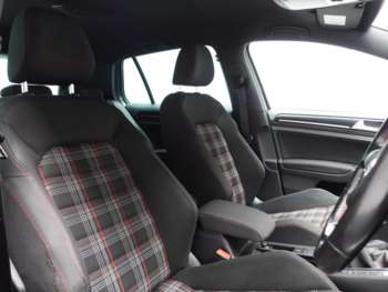 Used Volkswagen Golf 2016 for sale - 74795752: Photo