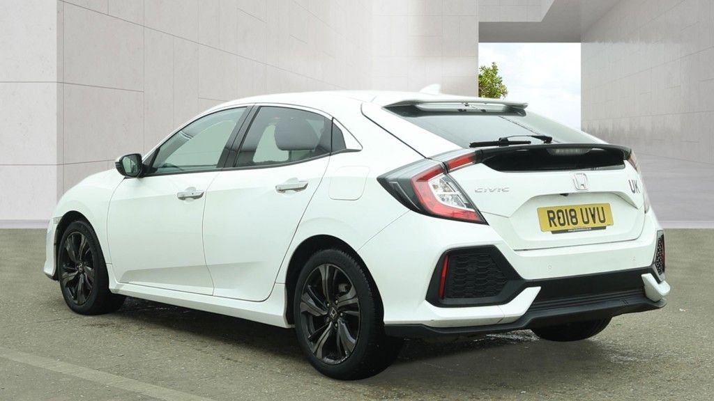 Used Honda Civic 2018 for sale - 78181752: Photo 3