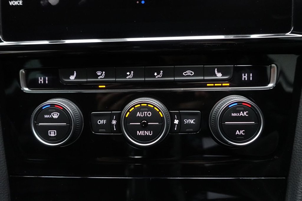 Used Volkswagen Golf 2020 for sale - 77171897: Photo 34