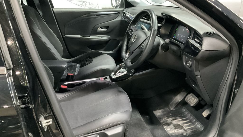 Used Vauxhall Corsa 2022 for sale - 76784063: Photo 2