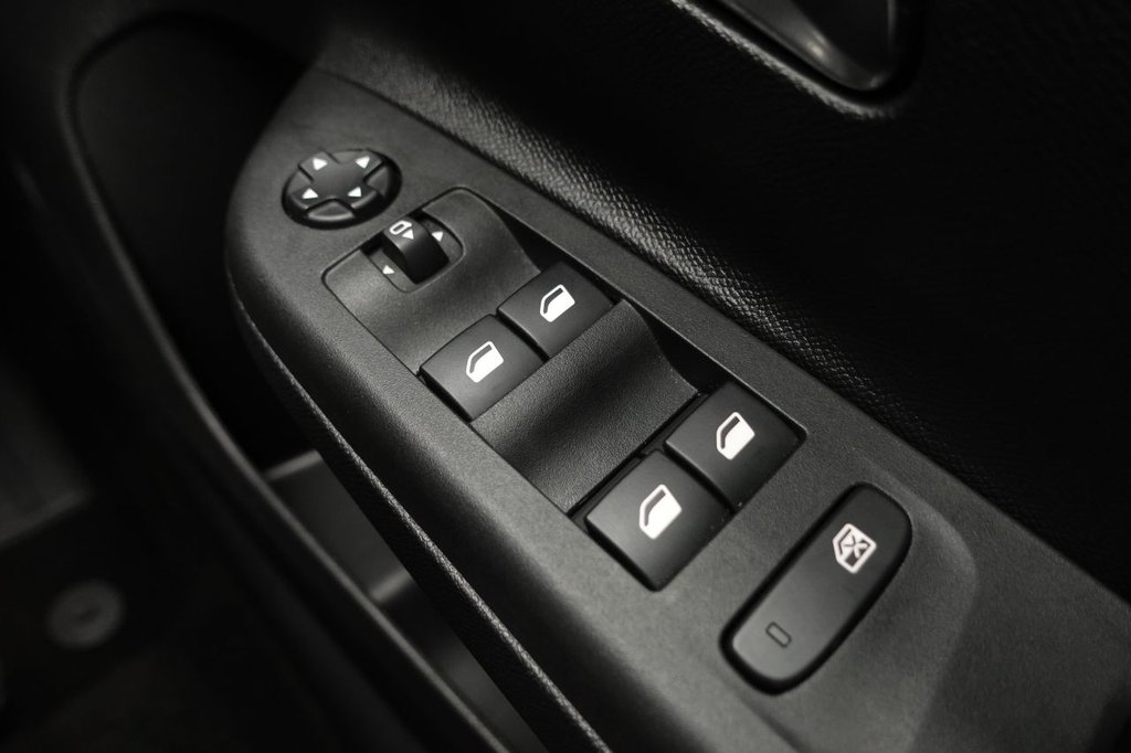 Used Vauxhall Corsa 2022 for sale - 76784063: Photo 44