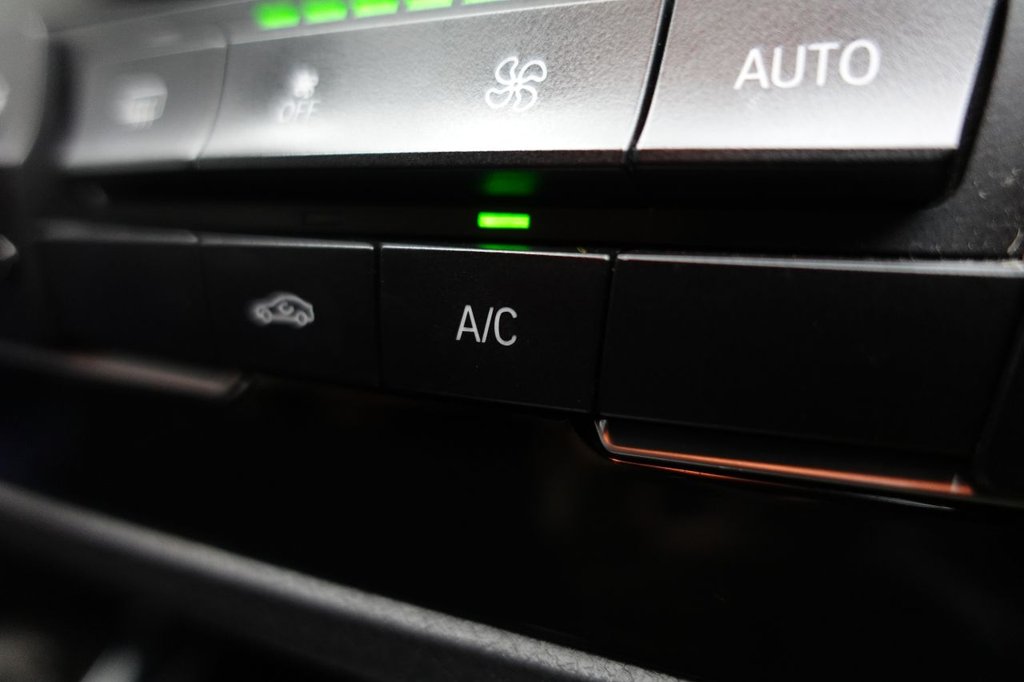 Used BMW 1 Series 2018 for sale - 76950450: Photo 33