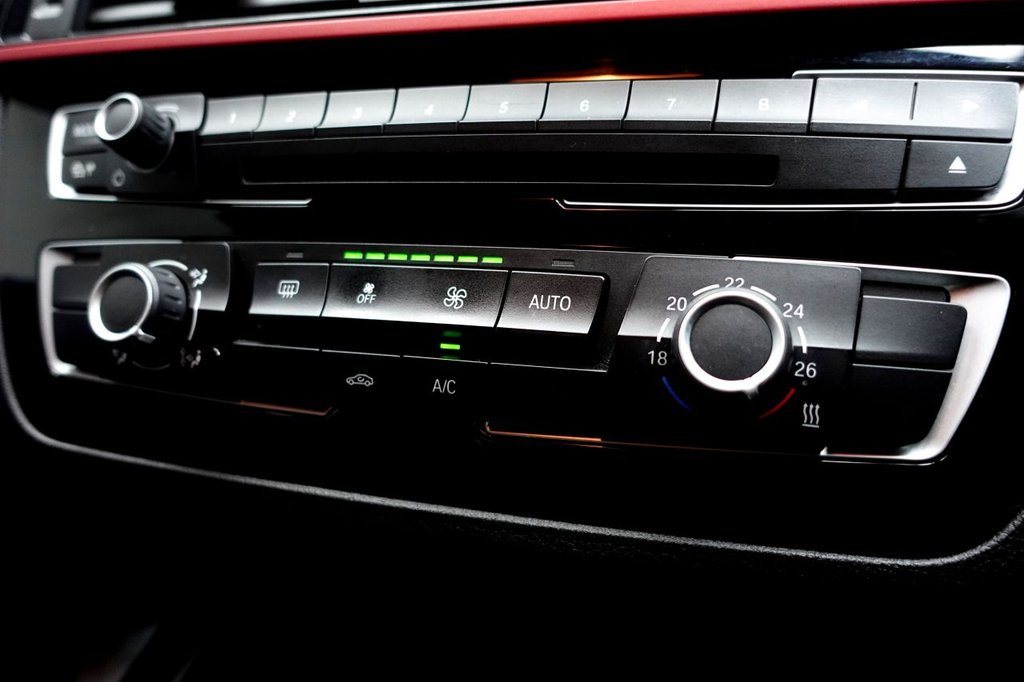 Used BMW 1 Series 2018 for sale - 76950450: Photo 35