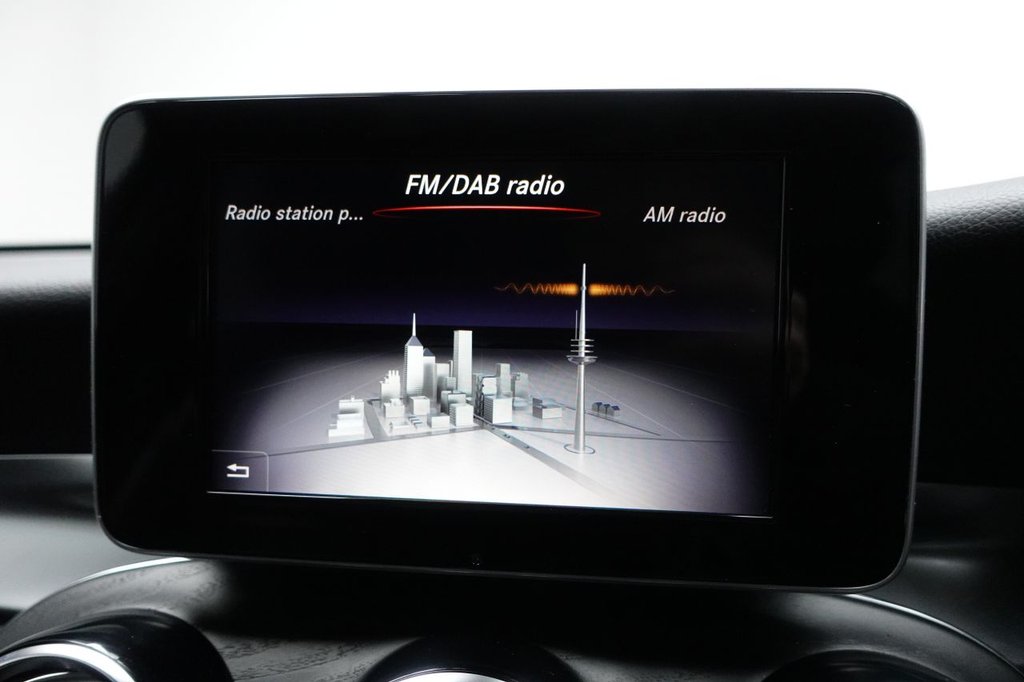 Used Mercedes-Benz GLC 2018 for sale - 77263518: Photo 30