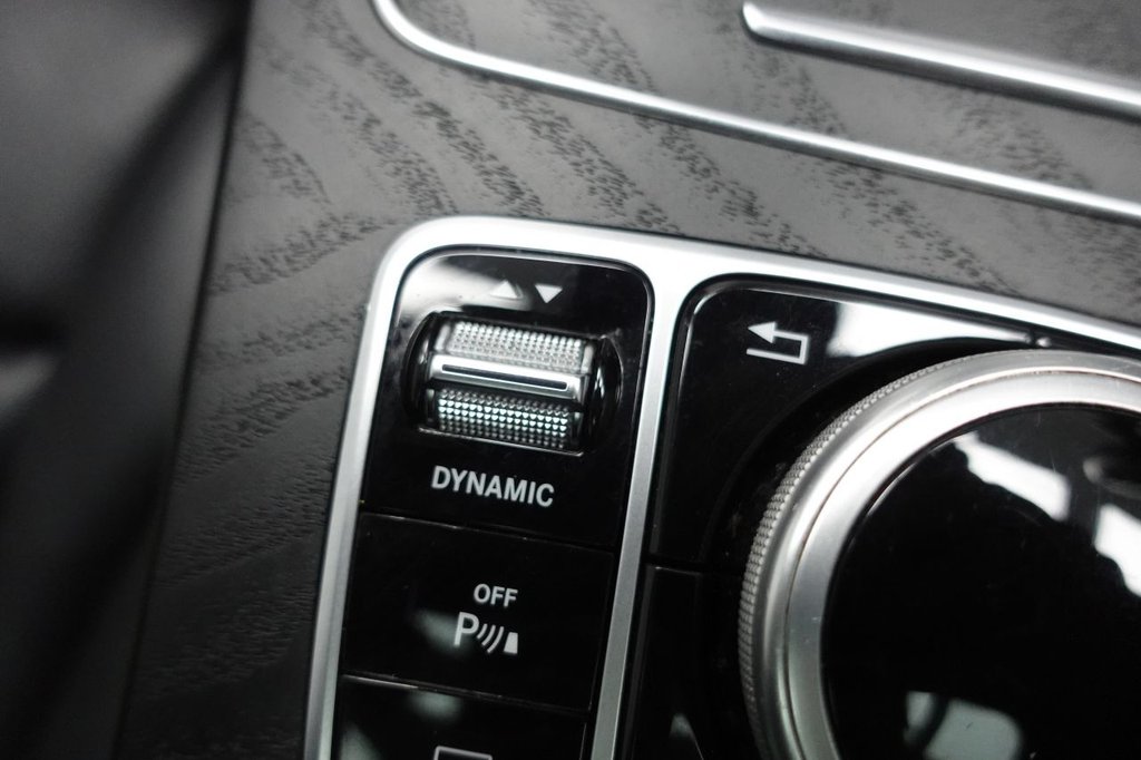 Used Mercedes-Benz GLC 2018 for sale - 77263518: Photo 41