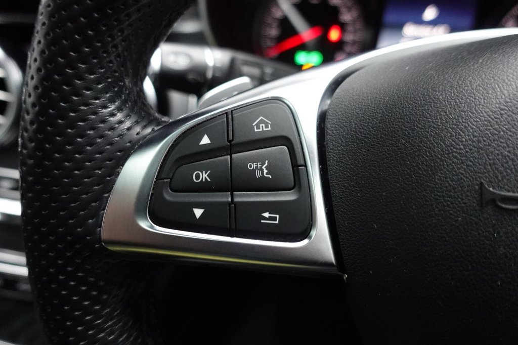 Used Mercedes-Benz GLC 2018 for sale - 77263518: Photo 43