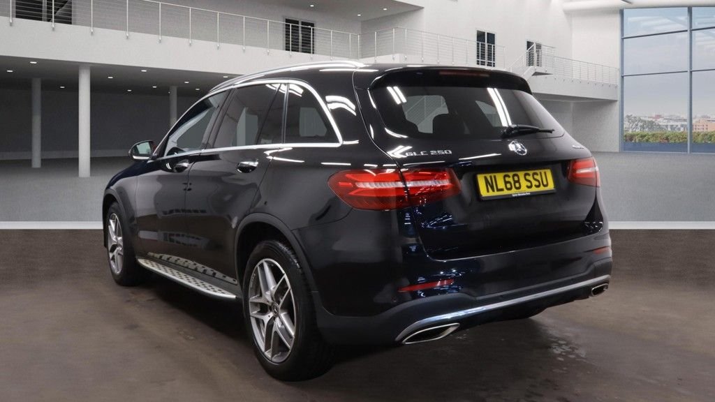 Used Mercedes-Benz GLC 2018 for sale - 77263518: Photo 5