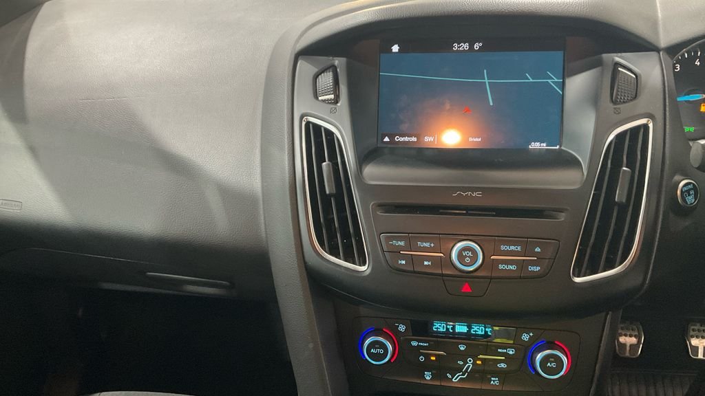 Used Ford Focus 2018 for sale - 77153766: Photo 2