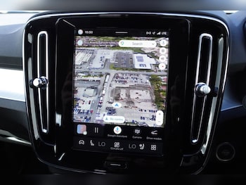 Used Volvo XC40 2023 for sale - 79584395: Photo