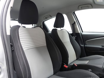 Used Toyota Yaris 2018 for sale - 79584336: Photo