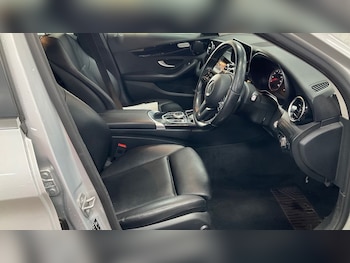 Used Mercedes-Benz C-Class 2019 for sale - 75383995: Photo