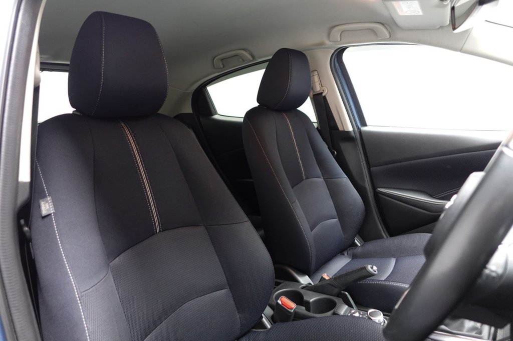 Used Mazda Mazda2 2021 for sale - 76973730: Photo 2