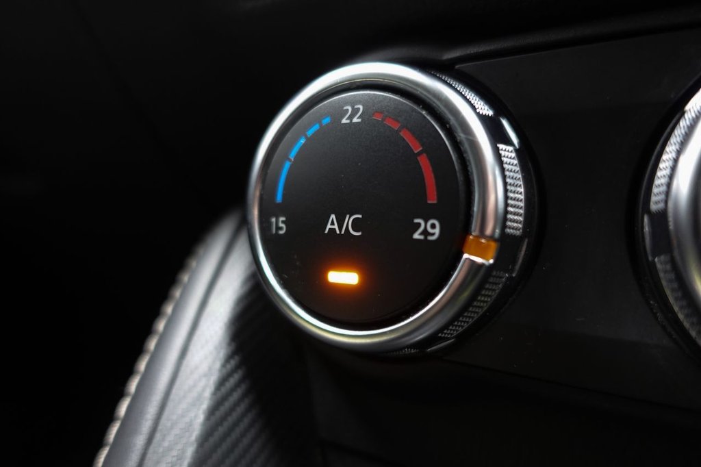 Used Mazda Mazda2 2021 for sale - 76973730: Photo 33