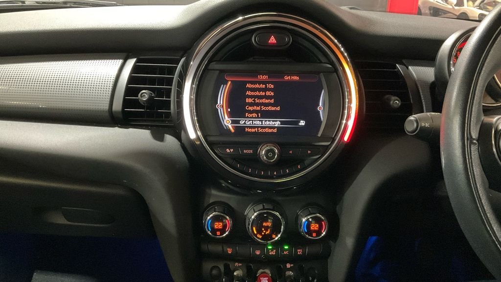 Used MINI Hatch 2016 for sale - 77780584: Photo 2