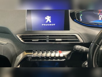 Used Peugeot 5008 2019 for sale - 76632614: Photo